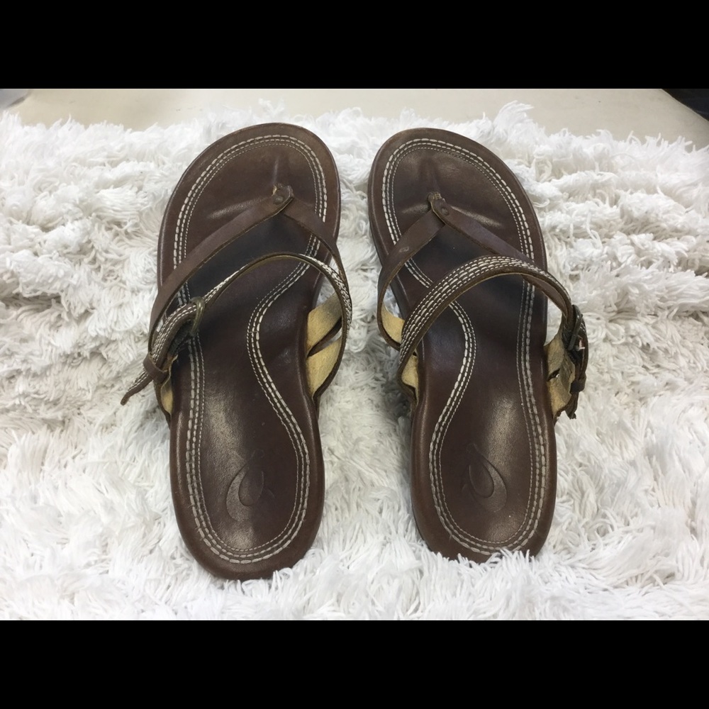 Olukai Brown Leather Thong Sandals